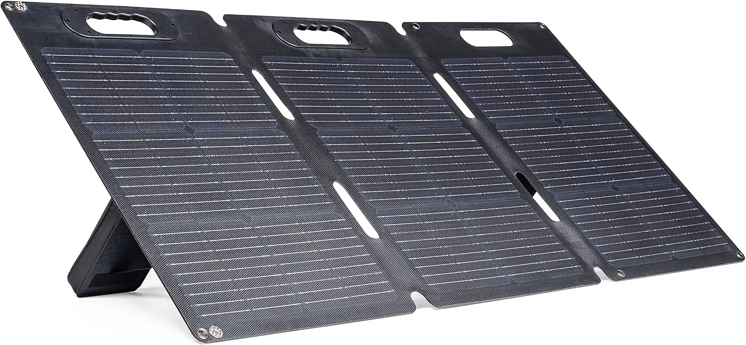 Generac 8026 GB2000 2106Wh Portable Power Station with Generac GS100 100-Watt Solar Panel